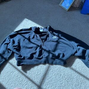 Nike cropped sweat shirt